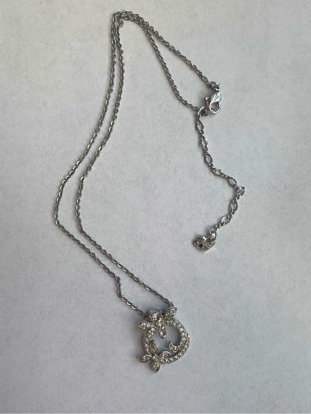 Swarovski Crystal Circle Necklace Dragonfly Butterfly Silver Tone Adjustable - Picture 7 of 11